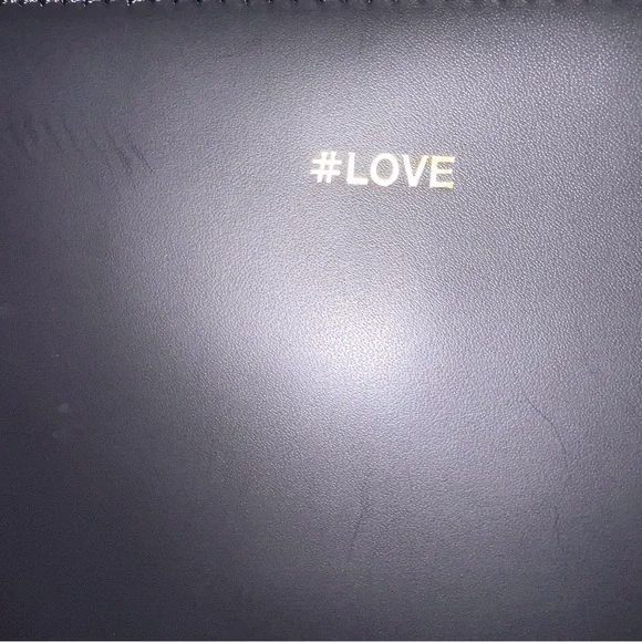 NWT- GREAT 🎁 Ports 1961 men’s skinny black clutch with logo on front - Picture 11 of 16